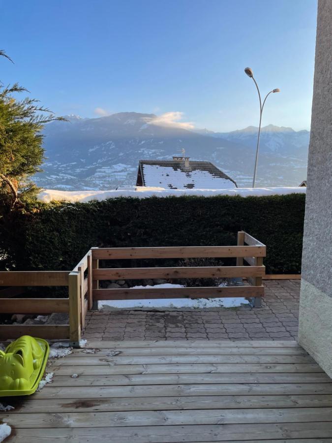 Embrun - Appartement 4/6 Personnes Avec Exterieurs מראה חיצוני תמונה