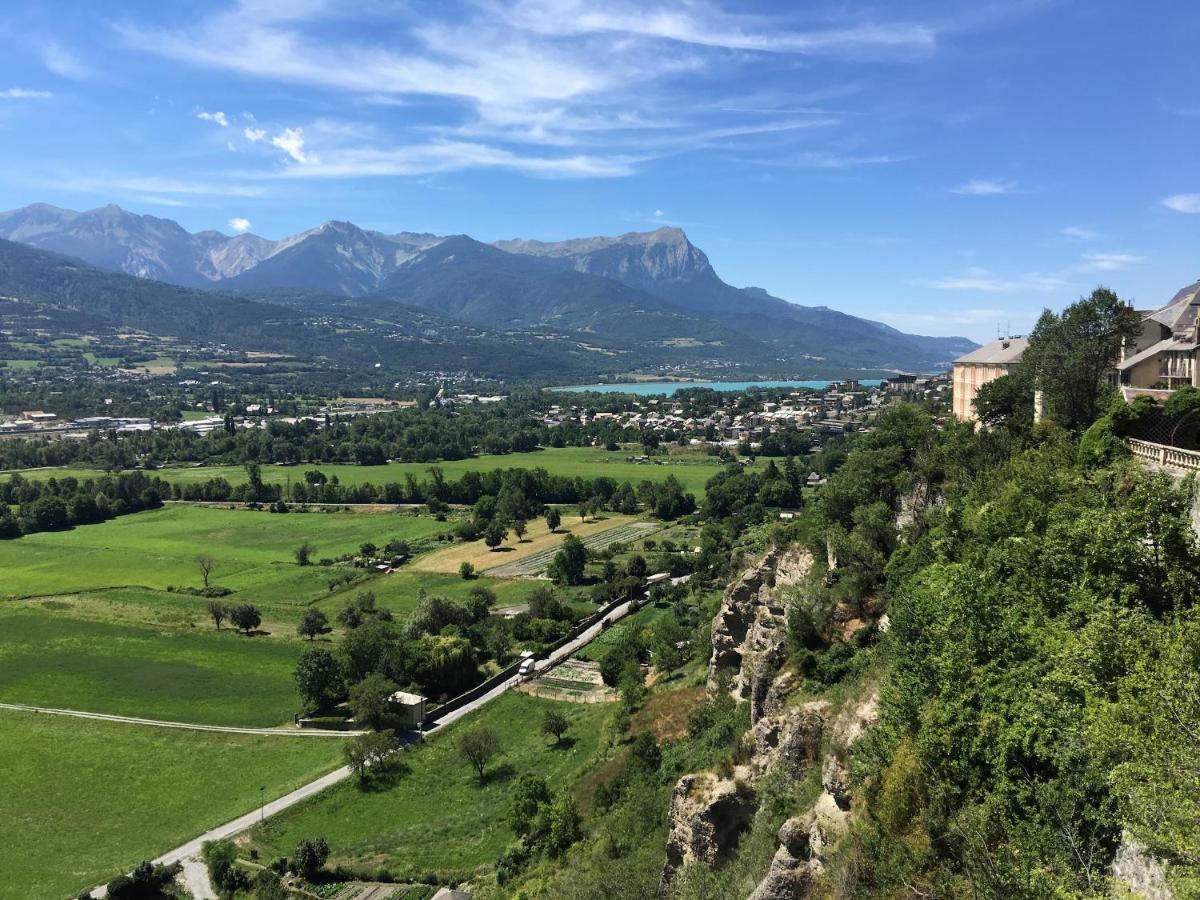 Embrun - Appartement 4/6 Personnes Avec Exterieurs מראה חיצוני תמונה