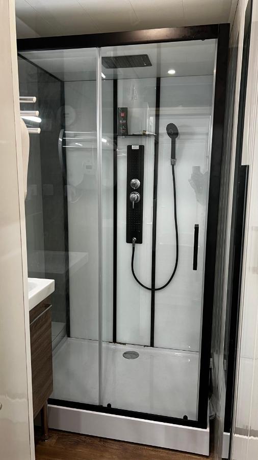 Embrun - Appartement 4/6 Personnes Avec Exterieurs מראה חיצוני תמונה